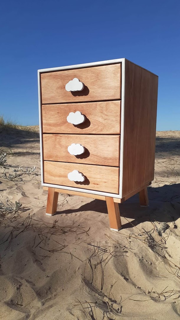 Cajonera en madera. Muebles para niños. Estudio Gé, Montevideo, Ciudad de la costa